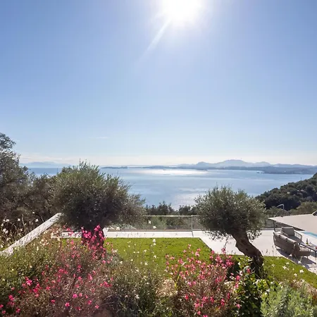 Villa Carpea By White Dream *