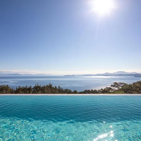 Villa Carpea By White Dream Mparmpati