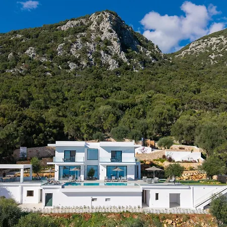Villa Carpea By White Dream *