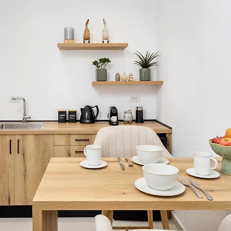 Carpea By White Dream Vila *