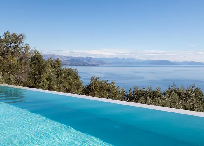 Carpea By White Dream Villa