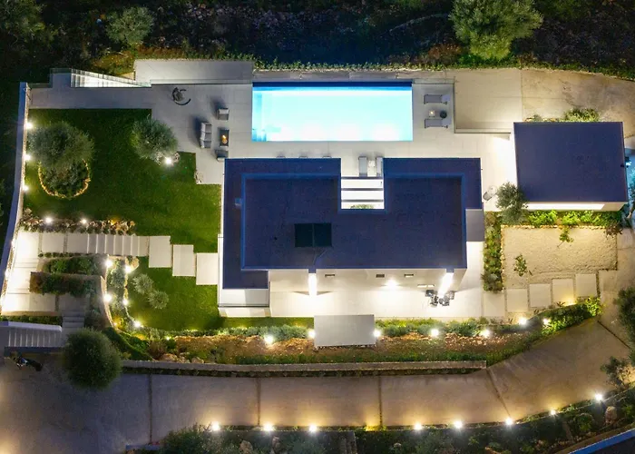 Villa Carpea By White Dream Barbáti