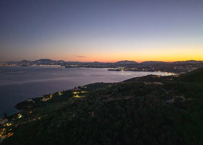 Villa Carpea By White Dream Barbáti