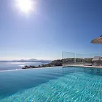 Villa Carpea By White Dream