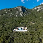 Villa Carpea By White Dream *