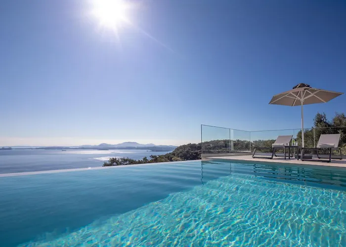 Villa Carpea By White Dream